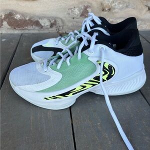Nike Freak sneakers